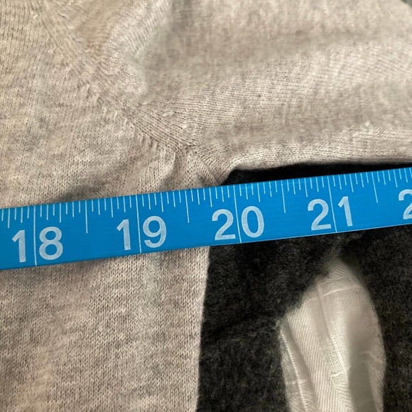 Ann‎ Taylor LOFT Cardigan Womens LP Petite Gray Cotton Wool Sequin V-Neck - Picture 9 of 11